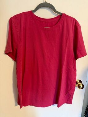 Lululemon Love Tee